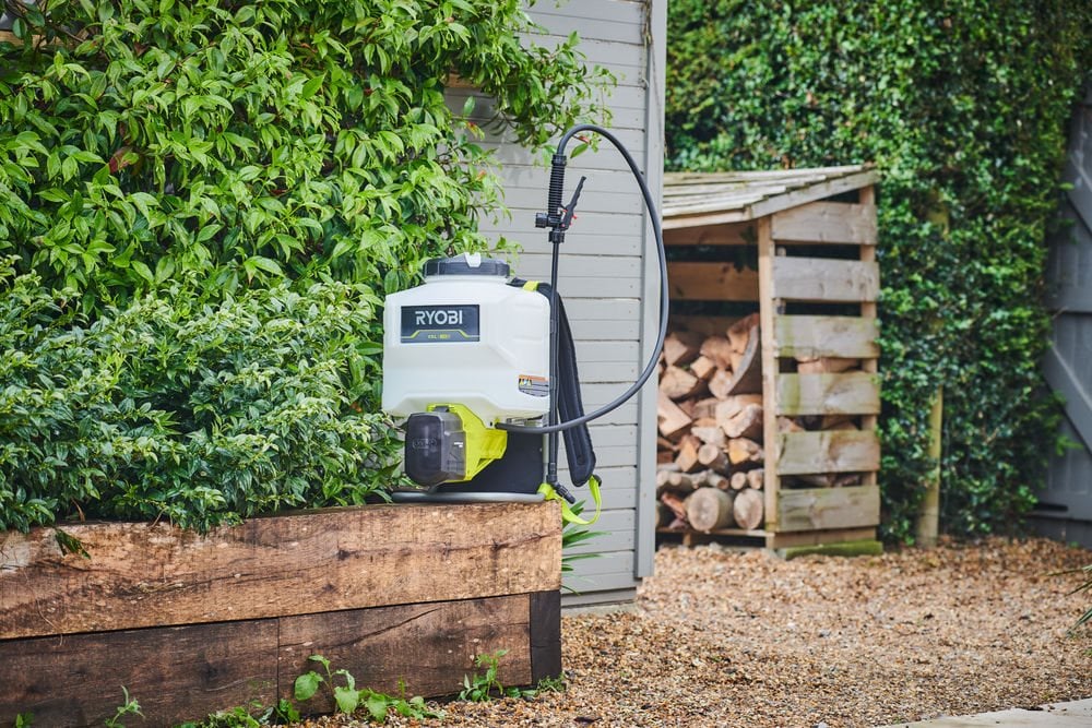 Opryskiwacz plecakowy akumulatorowy RYOBI