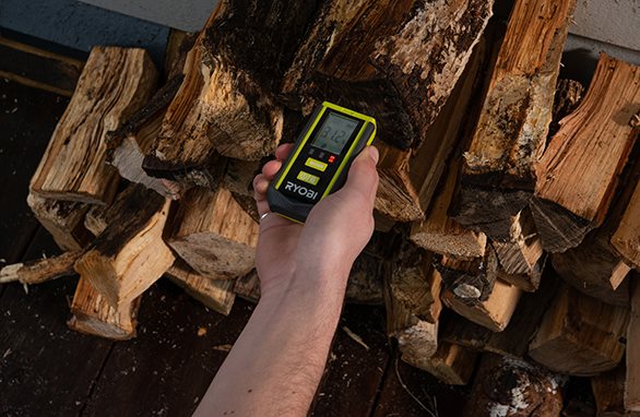 Testeur D'Humidité RYOBI - Mesure Bois, Plâtre, Béton - Affichage LED Coloré - Autotest Included
