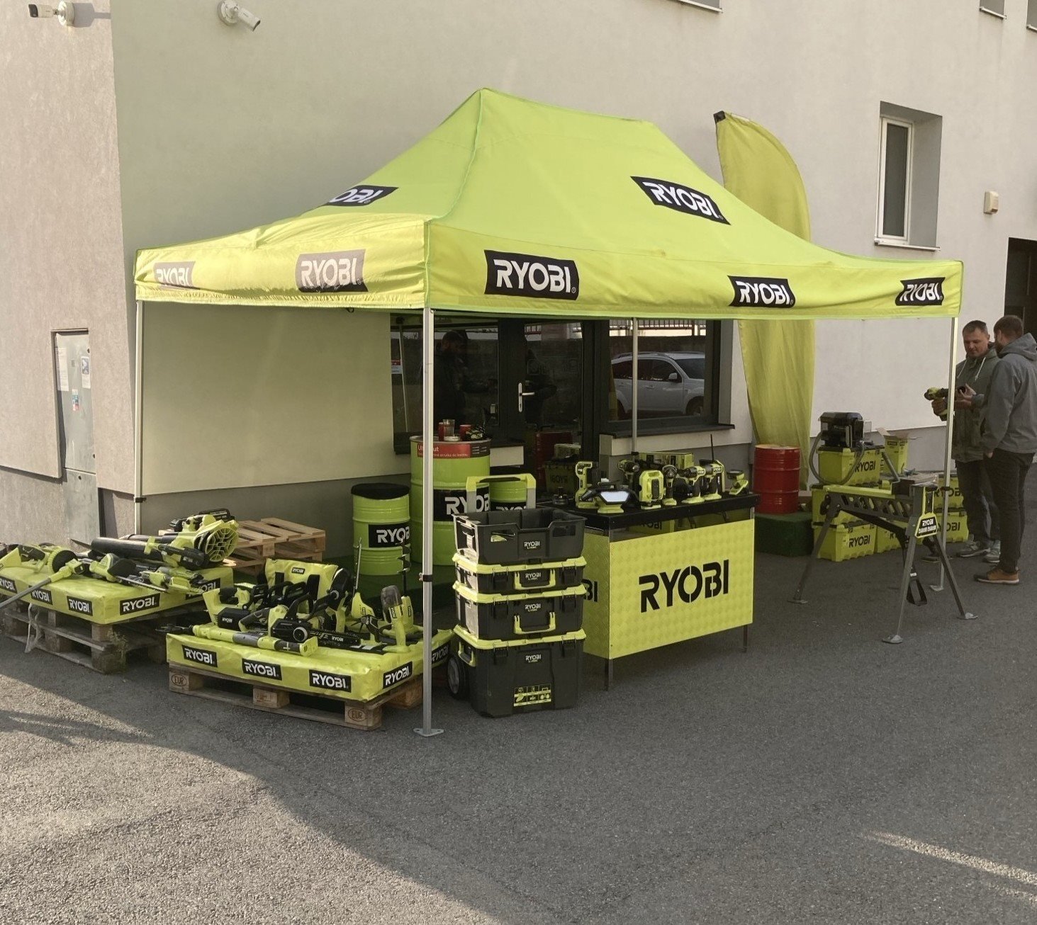 Září a říjen ve jménu kutilství – RYOBI vyrazilo za vámi! 
