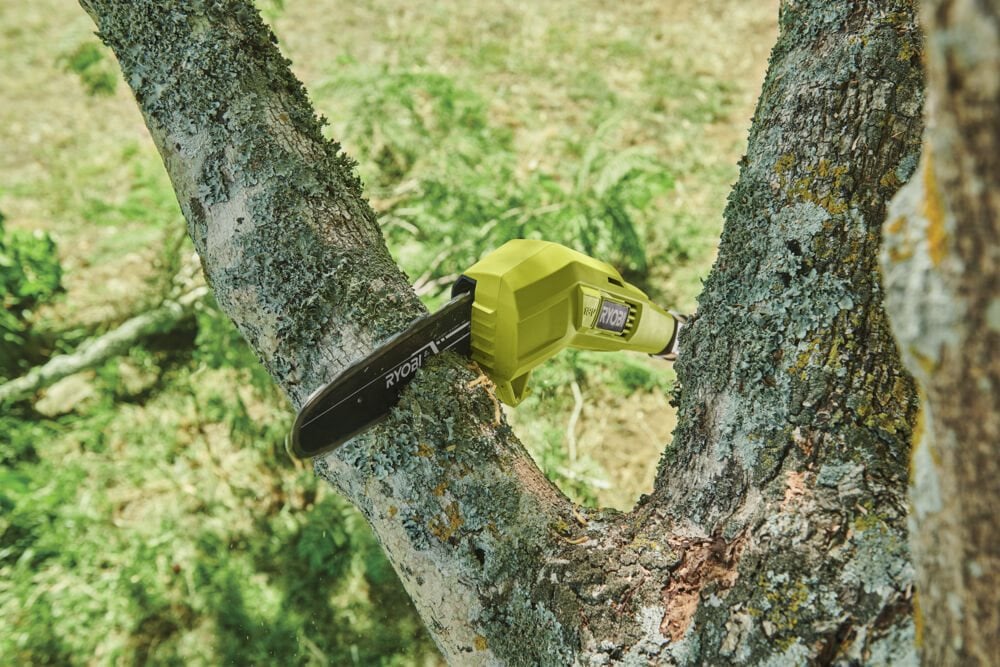 Dossier Presse - Ryobi® enrichit sa gamme 18V ONE+™ avec 3 nouvelles solutions pour l’entretien des petits et moyens jardins.