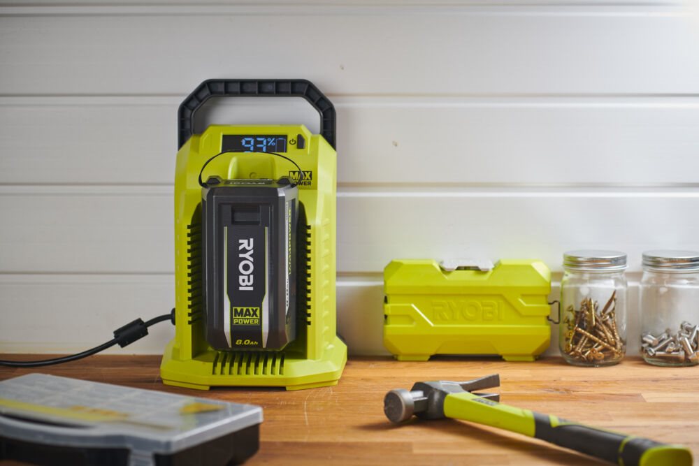 Articles Zone Outillage - Super chargeur 36V MAX POWER RY36C10A Ryobi