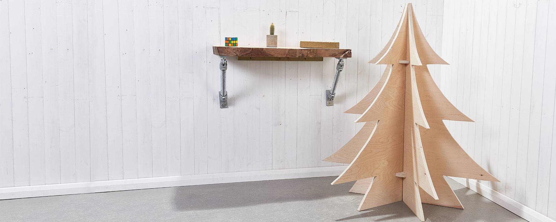 Så gör du en dekorativ julgran i plywood