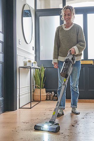 Discover our New 18V ONE+™ Cordless Brushless Stick Vac Kit 