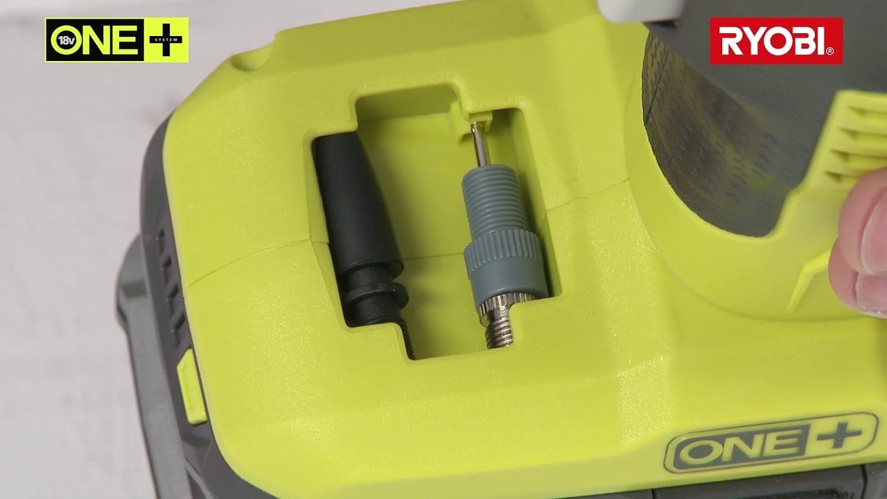 Ryobi Gonfleur électrique portable pour pneus [nouvelle jauge numérique]  [18 volts] [sans fil] [système de batterie One+ ] [P737D] (batterie non  incluse, outil électrique uniquement)