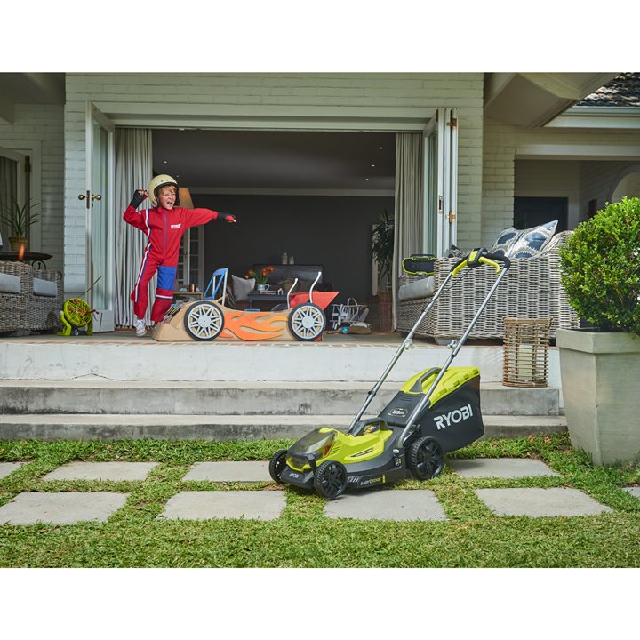 18V 4.0Ah 33cm Cordless Compact Mower With 2 Batteries