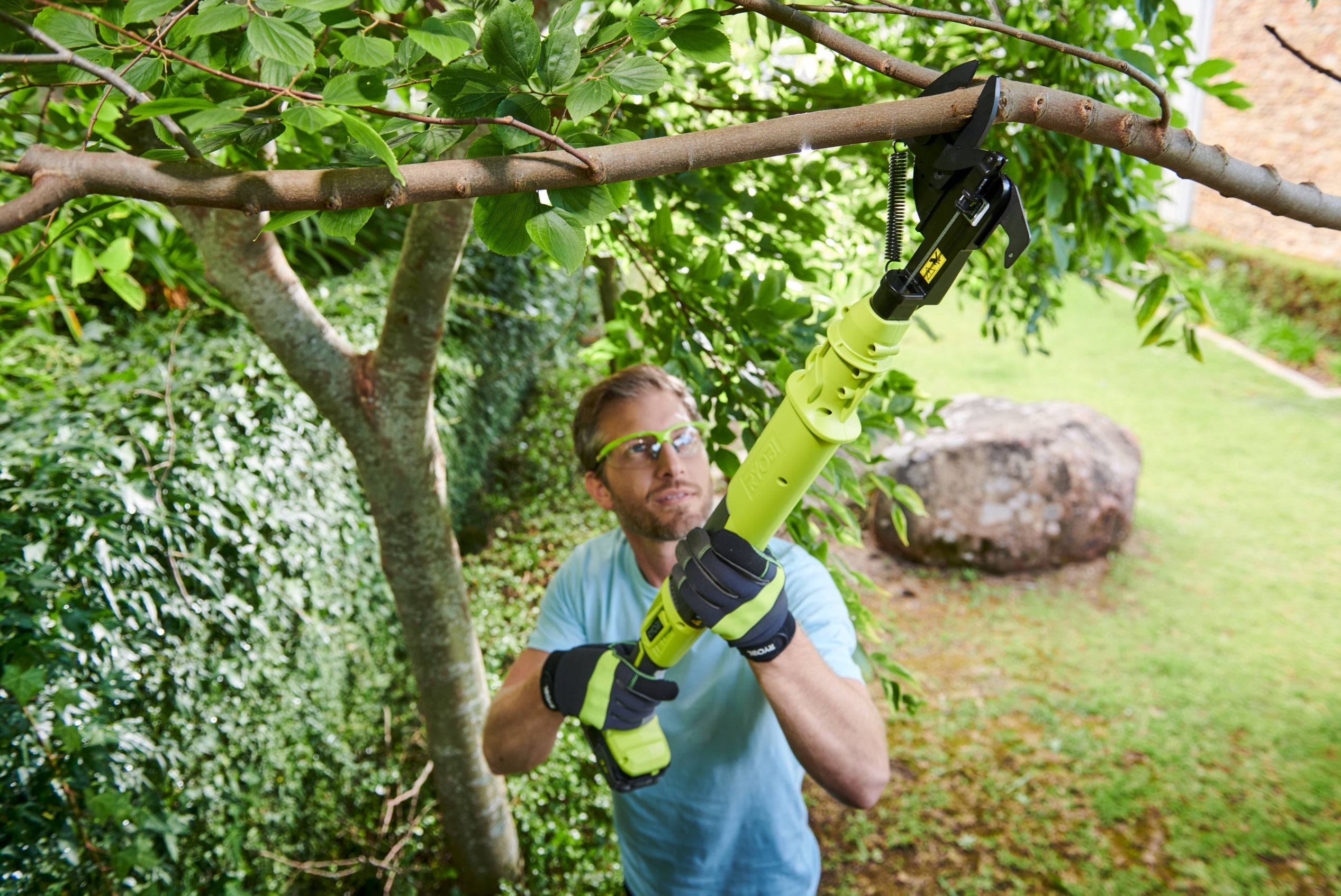 Tree Lopper Course Cordless Tree Pruner | Tree Lopper | RYOBI 18V ONE+™ OLP1832BX