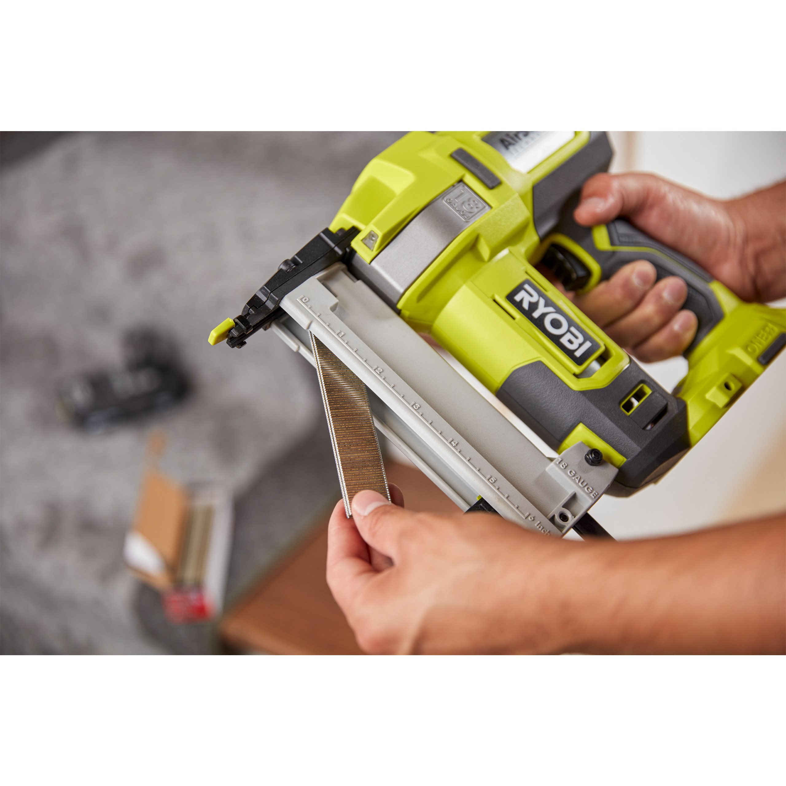 Ryobi Cordless Stapler RYOBI P361 Cordless Narrow Crown