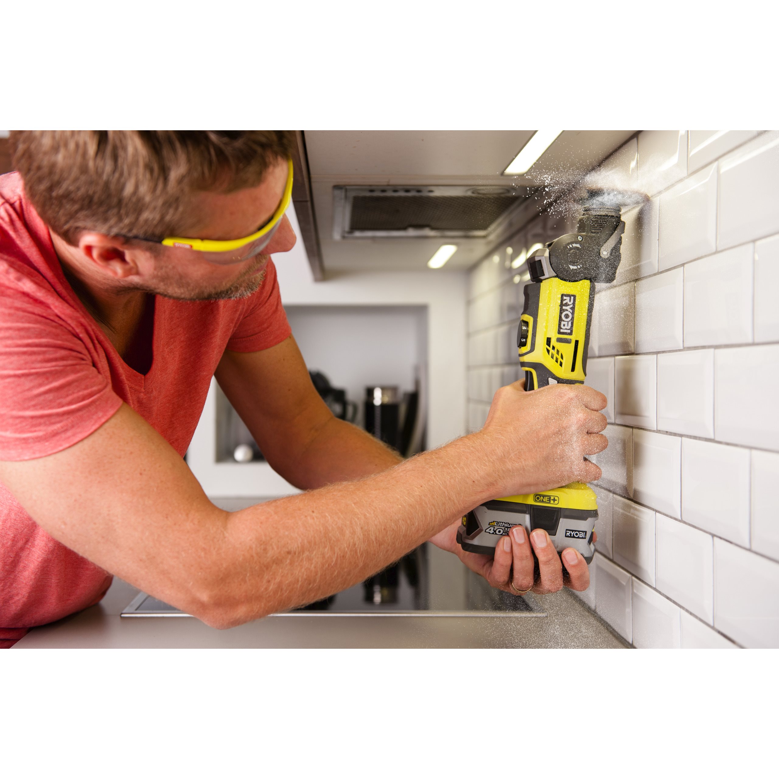 Mașină multifuncțională 18V ONE+™, cap pivotant | Ryobi