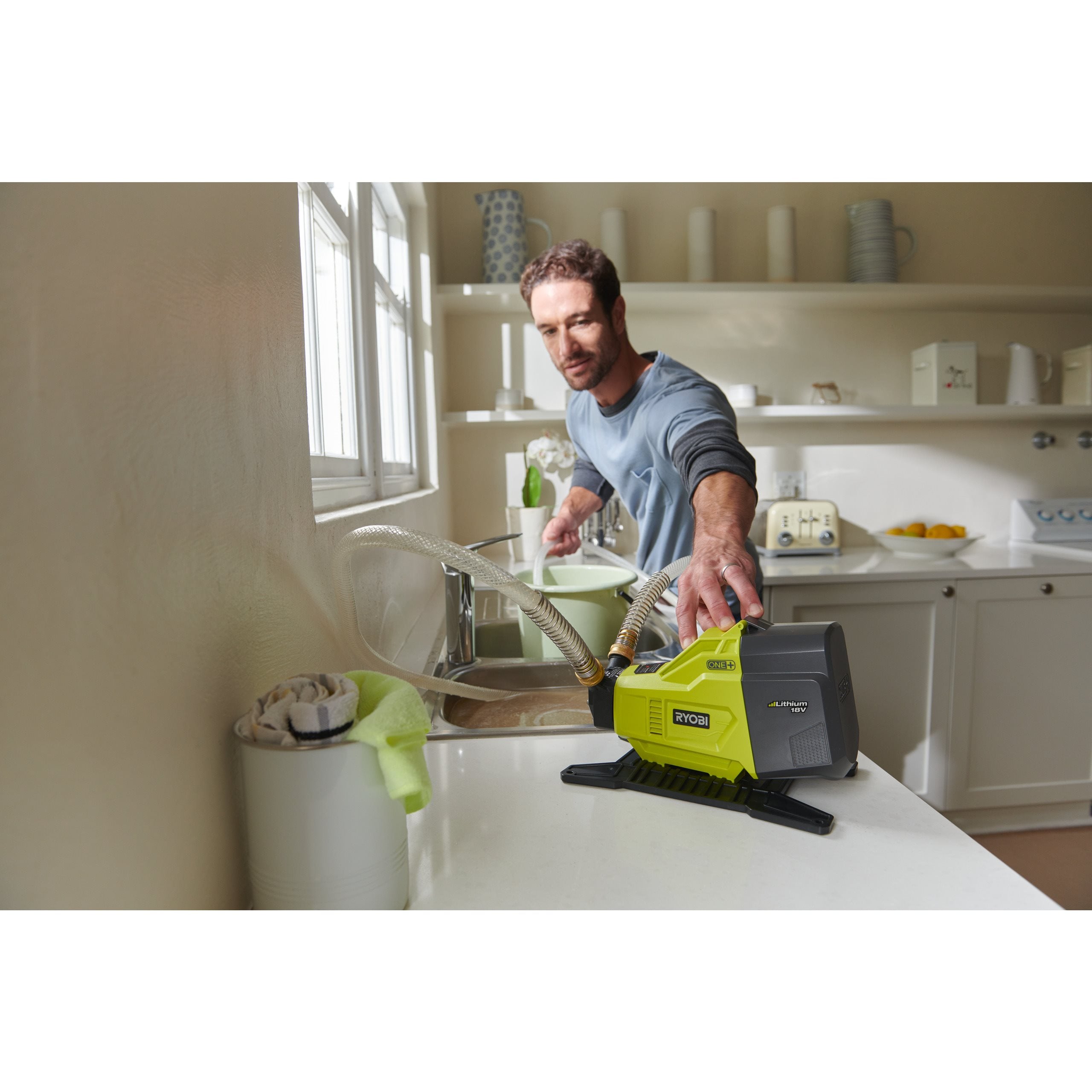 Pompe à Eau RYOBI 18V One+ - 1500 L/H - Sans Batterie Ni Chargeur R18tp 0 82488789 Pompe à Eau RYOBI 18V One+ - 1500 L/H - Sans Batterie Ni Chargeur R18tp 0 82488789