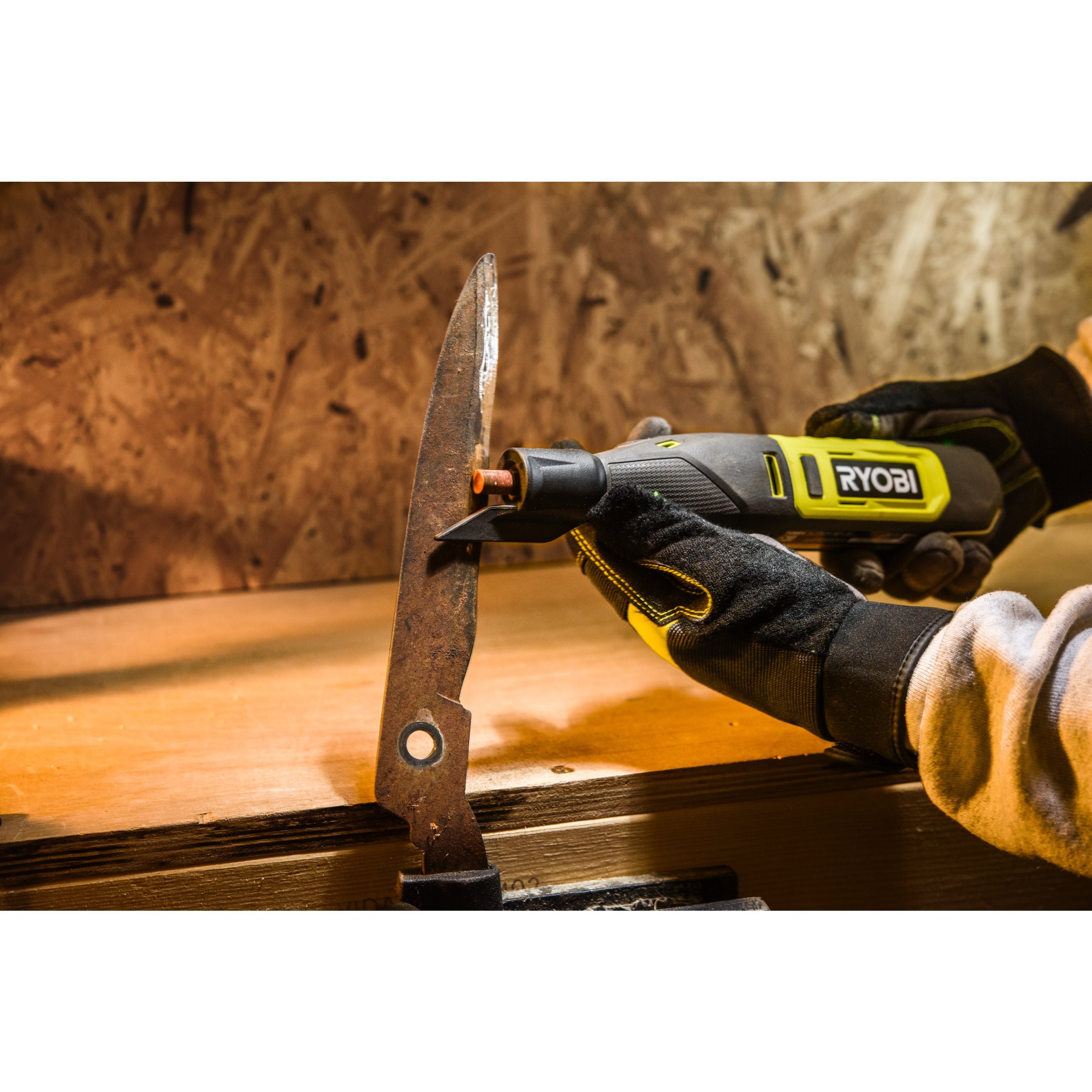 Ryobi on sale vibrating saw