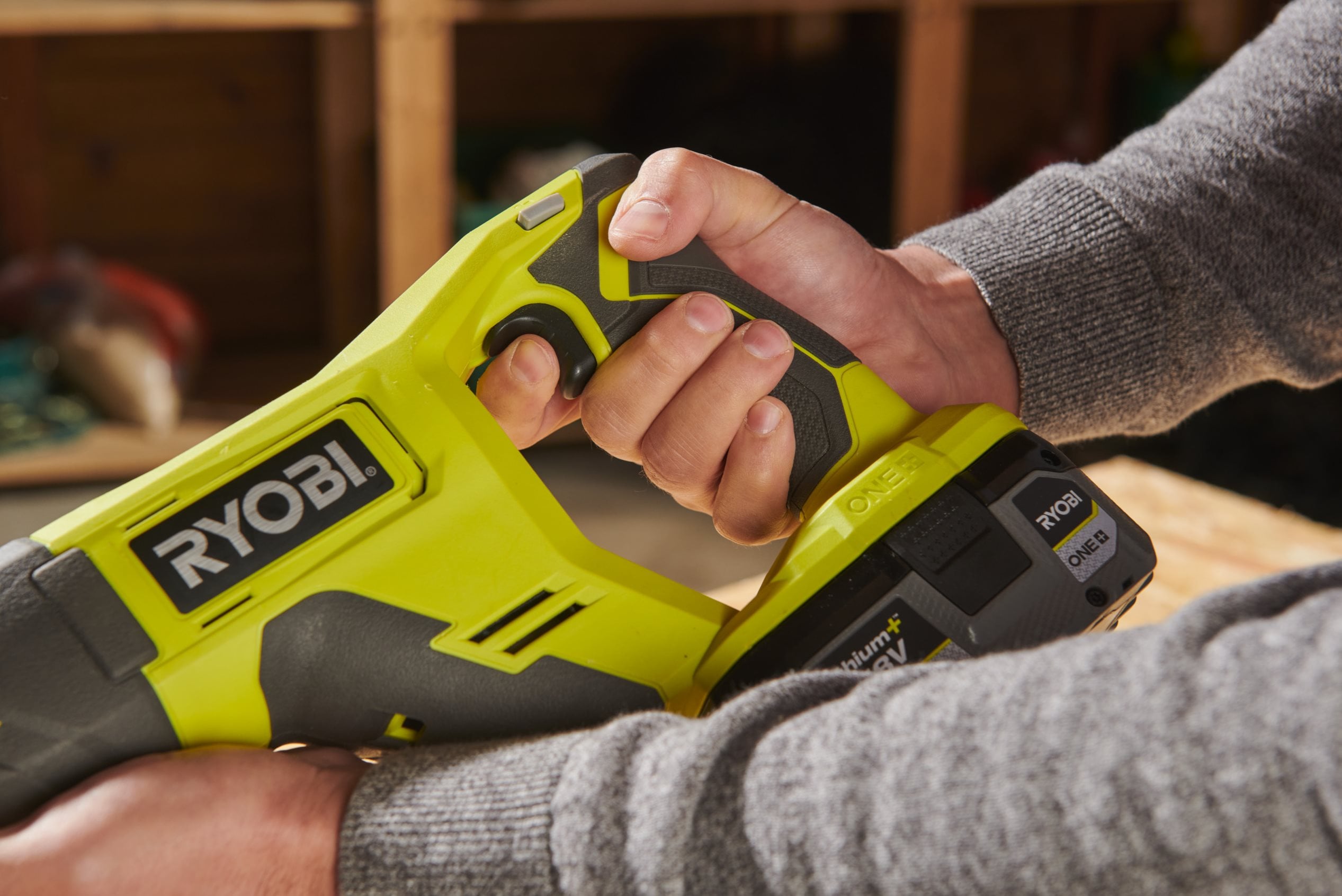 Ryobi R18RS-0 2900 spm Noir, Jaune, Scie sabre Vert/Noir, Noir, Jaune Ryobi R18RS-0 2900 spm Noir, Jaune, Scie sabre Vert/Noir, Noir, Jaune