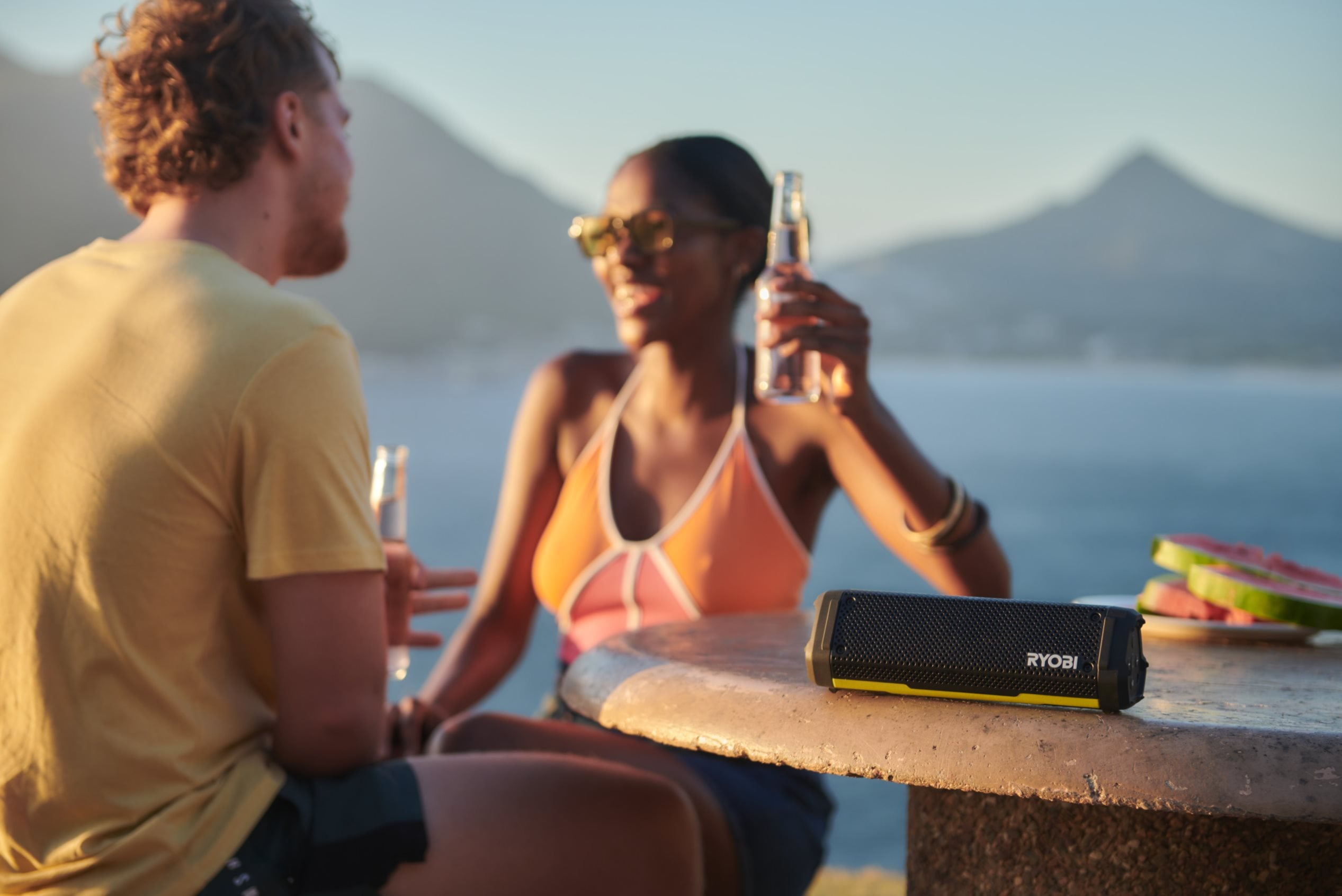 Marley House of Roots Bluetooth Speaker - Altoparlante Bluetooth Portatile, Resistente Alle Marley House of Roots Bluetooth Speaker - Altoparlante Bluetooth Portatile, Resistente Alle