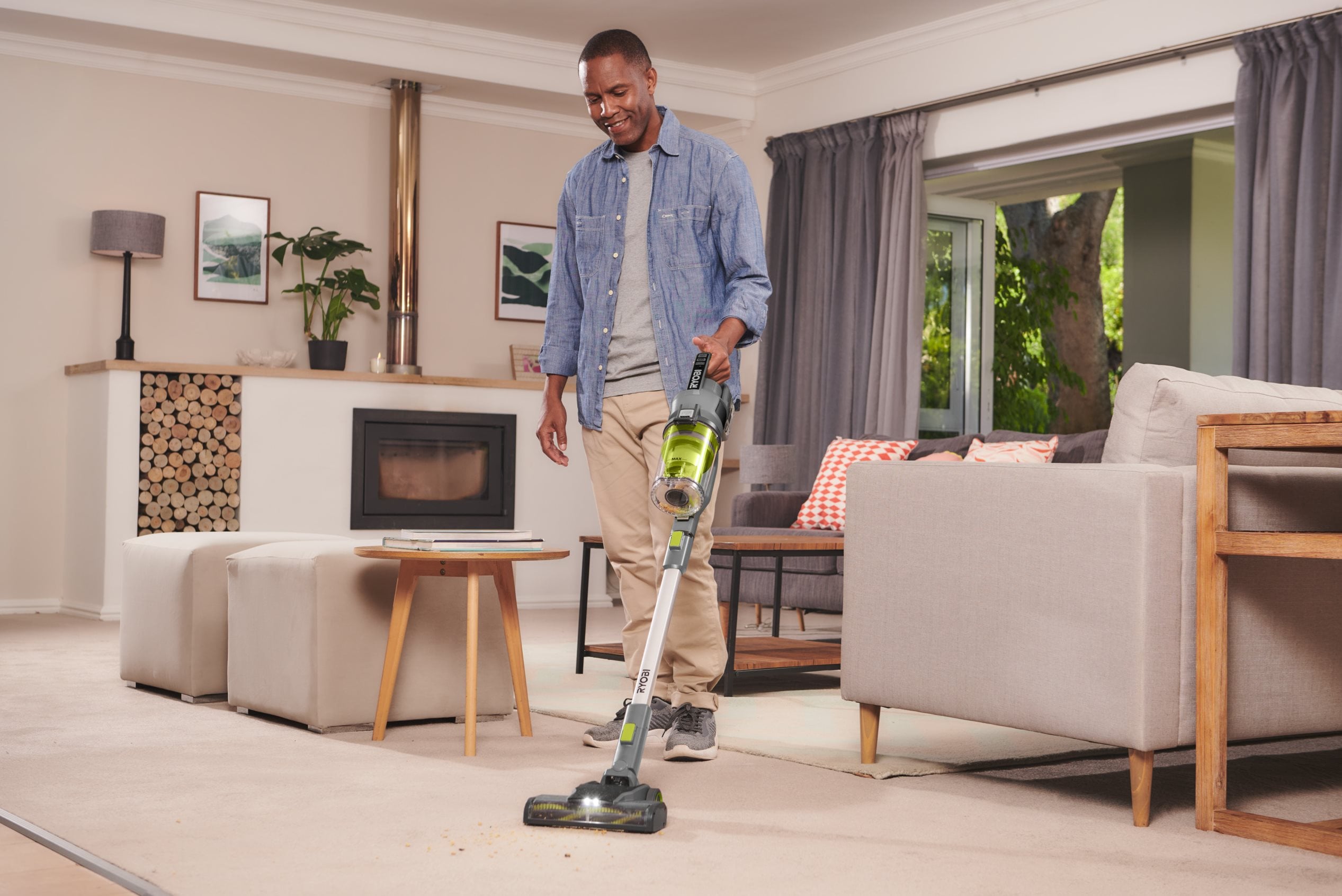 18V ONE+™ Cordless Stick Vacuum Kit (1 x RYOBI RSVS18-1C40G