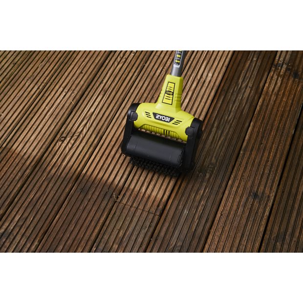 Patio Cleaner with Scrubbing Brush Cordless Ryobi RY18PCB120